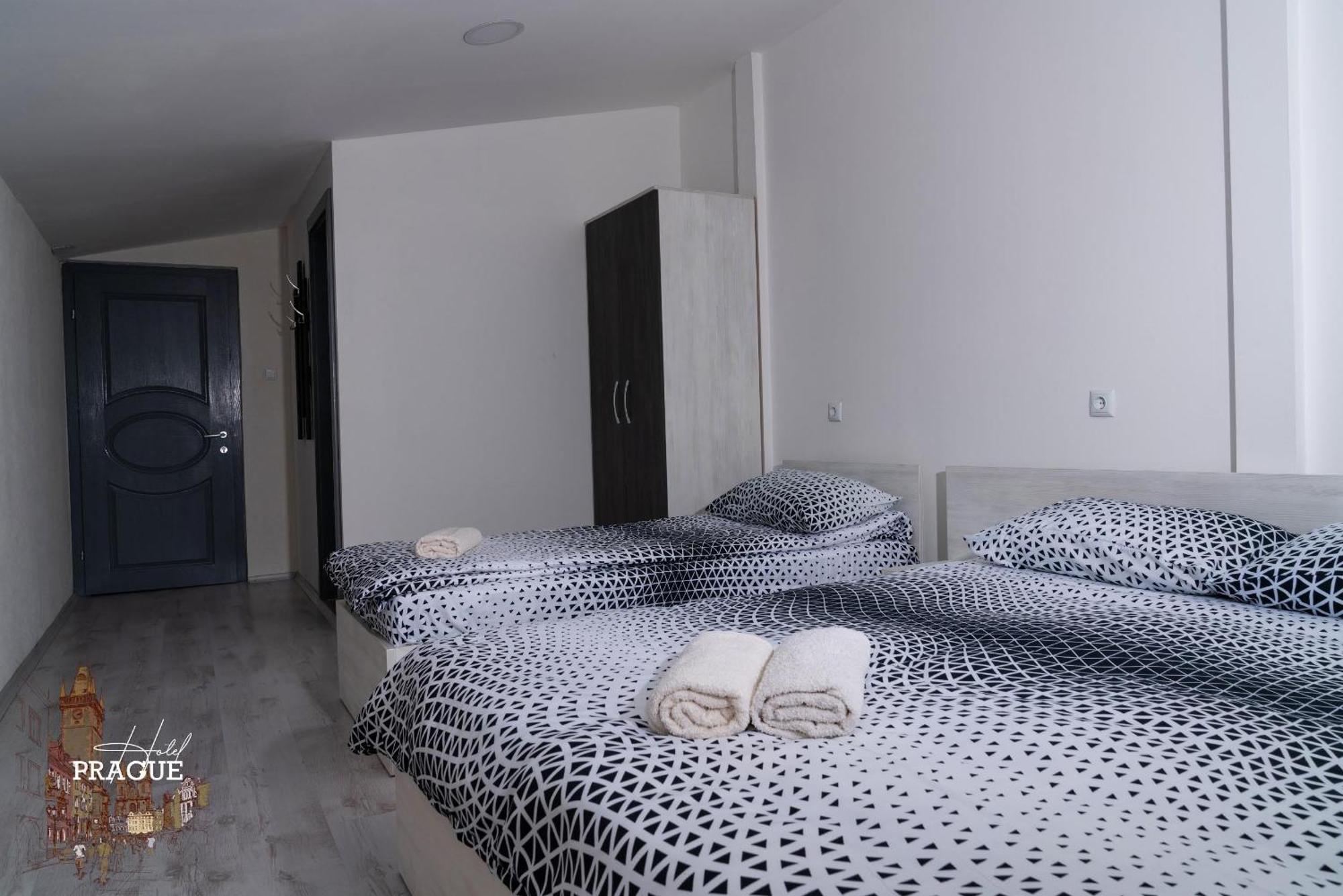 Hotel Praga Gorno Lakocerej Esterno foto