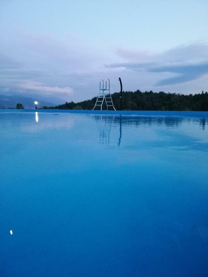 Hotel Praga Gorno Lakocerej Esterno foto
